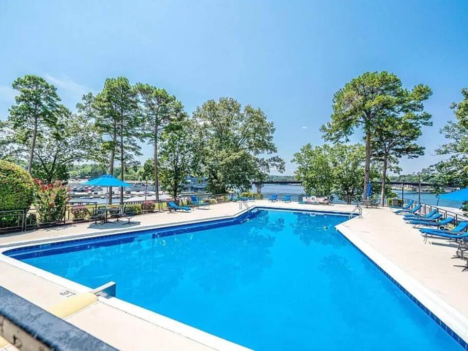 Perfect Couples Retreat - Close To All Amenities Hot Springs Eksteriør bilde